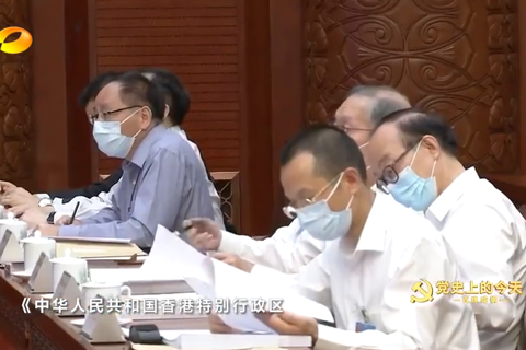 1990年4月4日：《中华人民共和国香港特别行政区基本法》审议通过