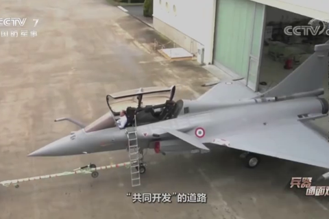 《战场新势力——无人机》（1集）