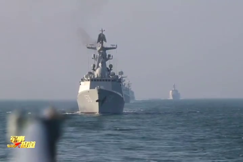 海军某驱逐舰支队高强度实弹射击演练