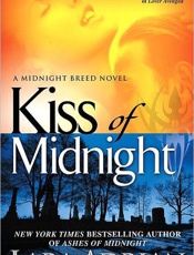 Kiss of Midnight_ A Midnight Br - Lara Adrian
